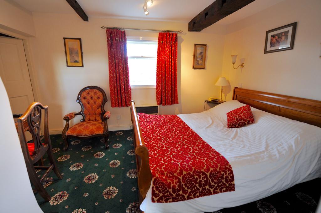 The Greyhound Coaching Inn Lutterworth Eksteriør billede